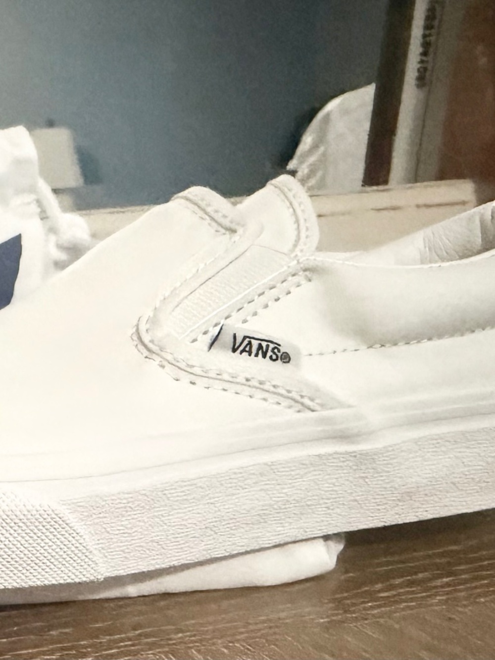 Custom Vans - Picture 2 of 5